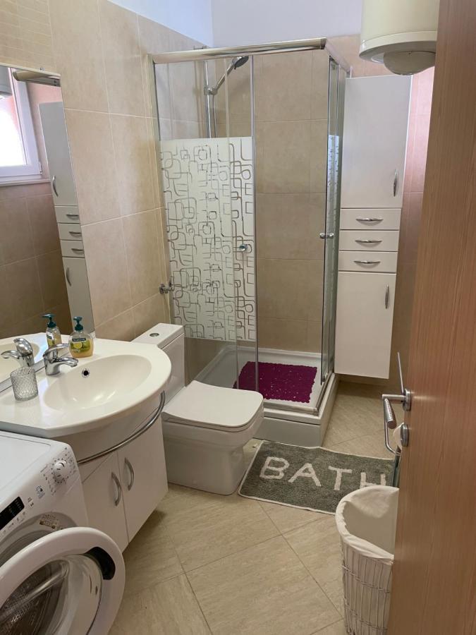 Dumina Apartment *